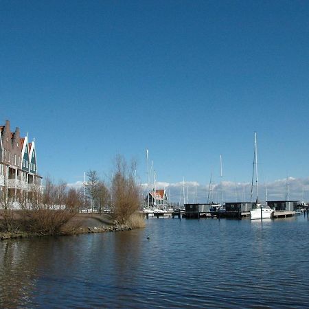 Beautiful Houseboat In The Harbour Of Volendam Near Centre Hotell Eksteriør bilde