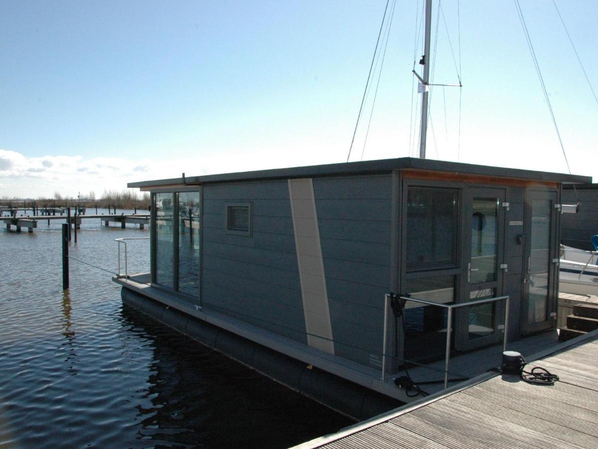 Beautiful Houseboat In The Harbour Of Volendam Near Centre Hotell Eksteriør bilde